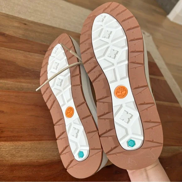 New Timberland Men's Maple Grove Leather Chukka Boots - Picture 6 of 8